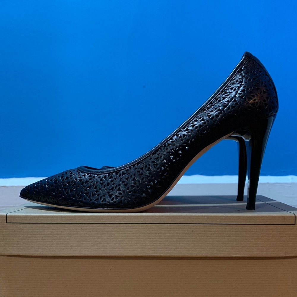 Stele high heels. NWOT.